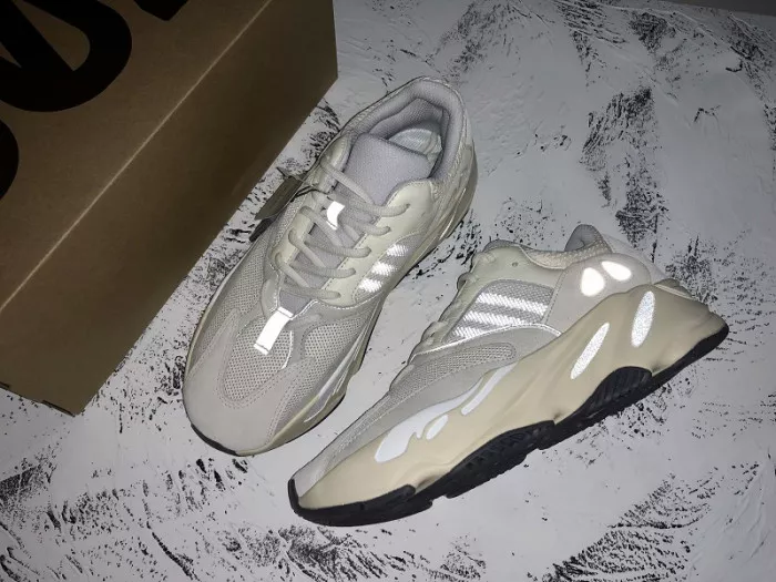 Cheap Adidas Yeezy Boost 700 Analog EG7596 0120