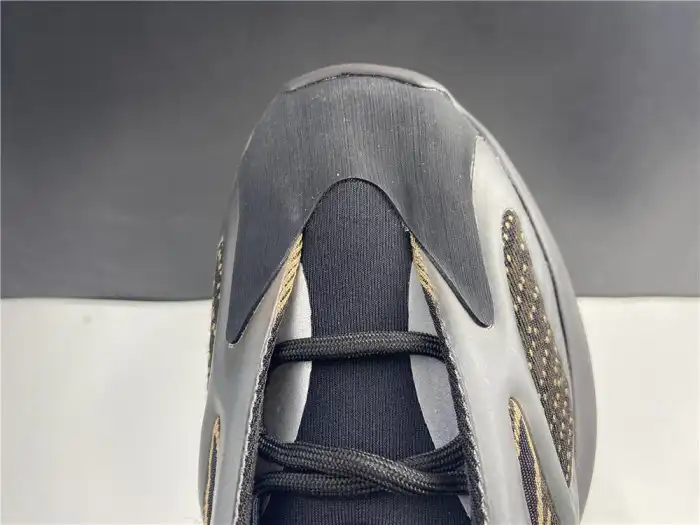 Rep ADIDAS YEEZY 700 V3 GY0189 0126