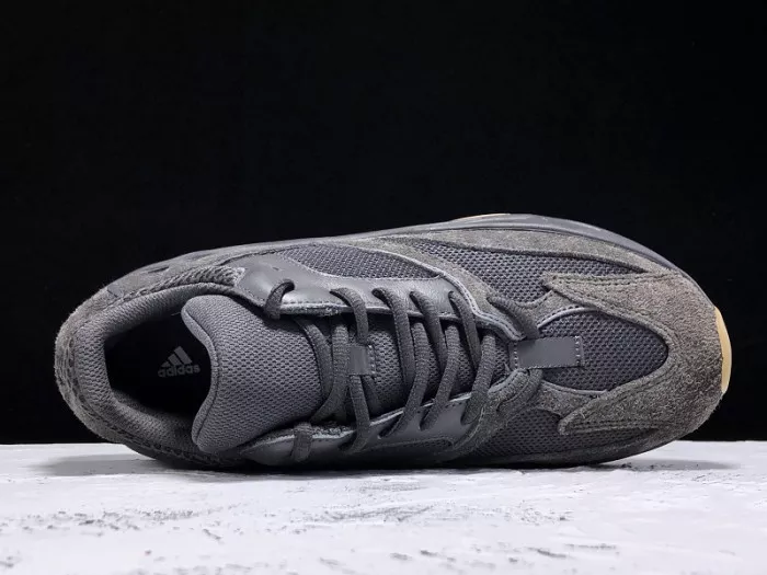 Rep Adidas Yeezy Boost 700 Utility Black FV5304 0120