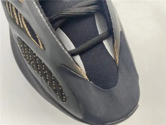 Rep ADIDAS YEEZY 700 V3 GY0189 0126