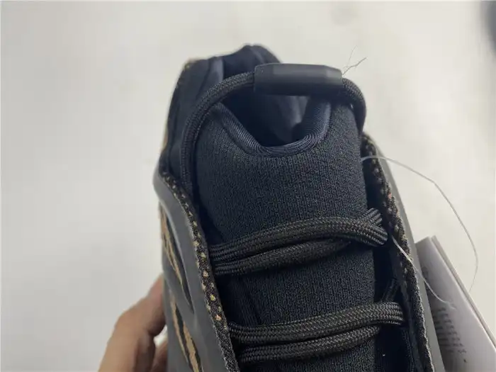 Rep ADIDAS YEEZY 700 V3 GY0189 0126