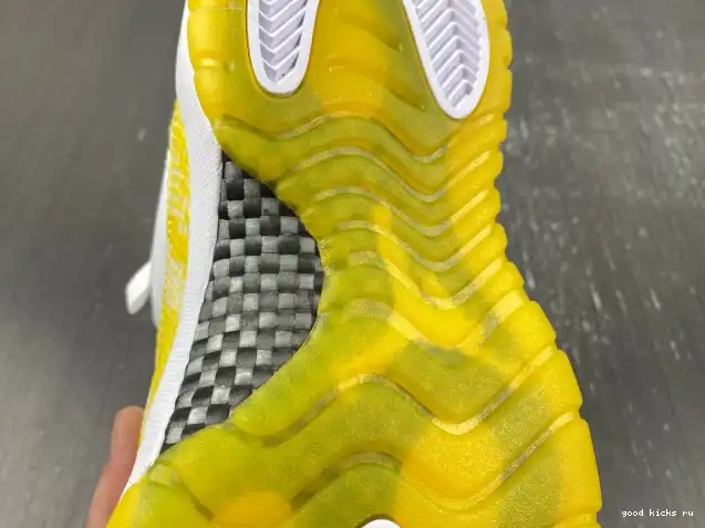 Rep Low Yellow 11 Snakeskin Air Jordan AH7860-107 WMNS 0220