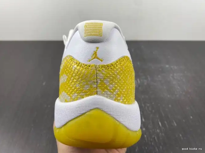 Rep Low Yellow 11 Snakeskin Air Jordan AH7860-107 WMNS 0220