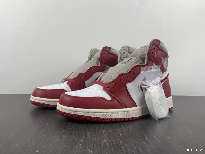 Rep Jordan Newstalgia Chenille OG 1 DJ4891-061 High (W) 0211