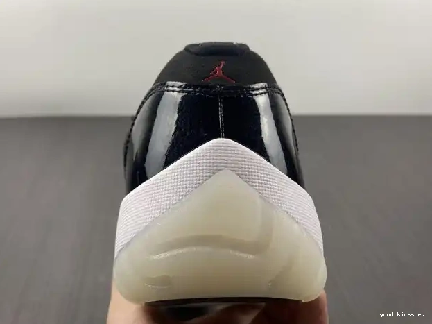 Rep Low AV2187-001 Air 72-10 Jordan 11 Retro 0221