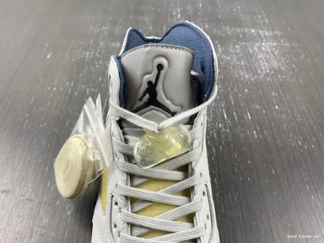 Rep Jordan Air A FZ5758-004 Maniere x 5 Ma WMNS 0316